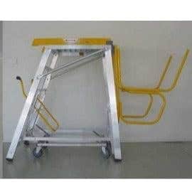 3686